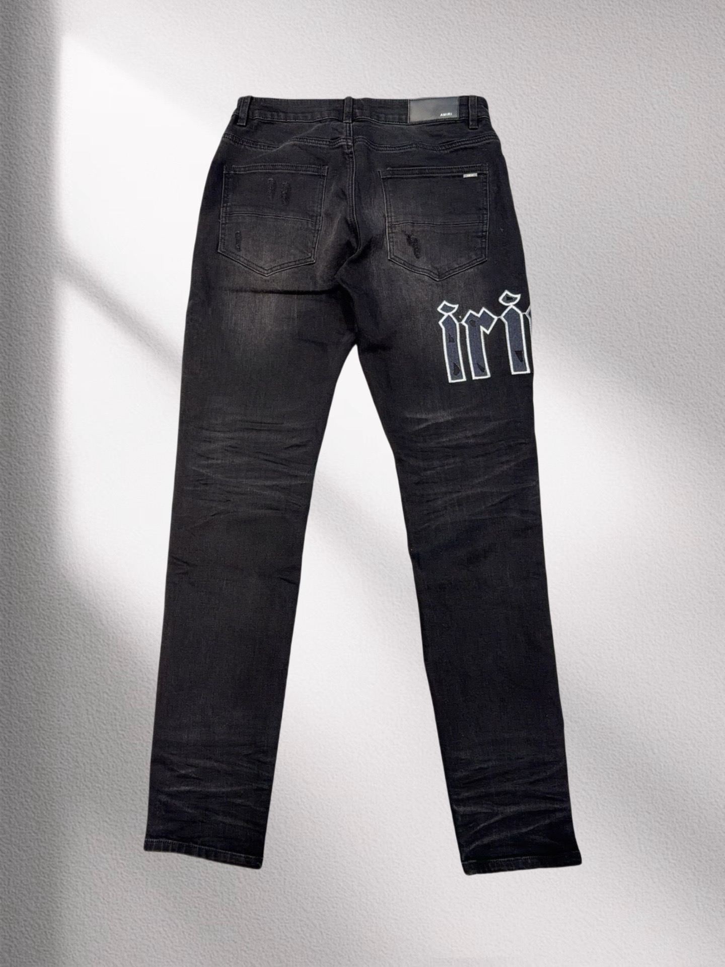 112_Amiri Jeans