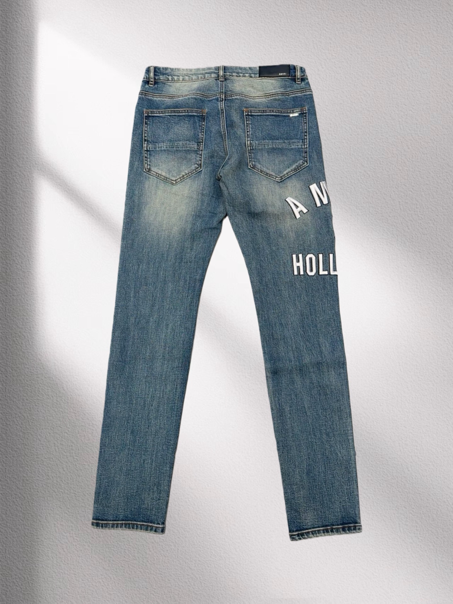 110_Amiri Jeans