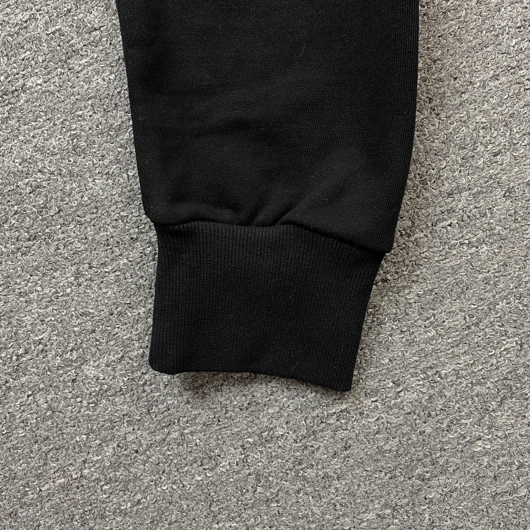 81_258 AMIRI    Hoodie