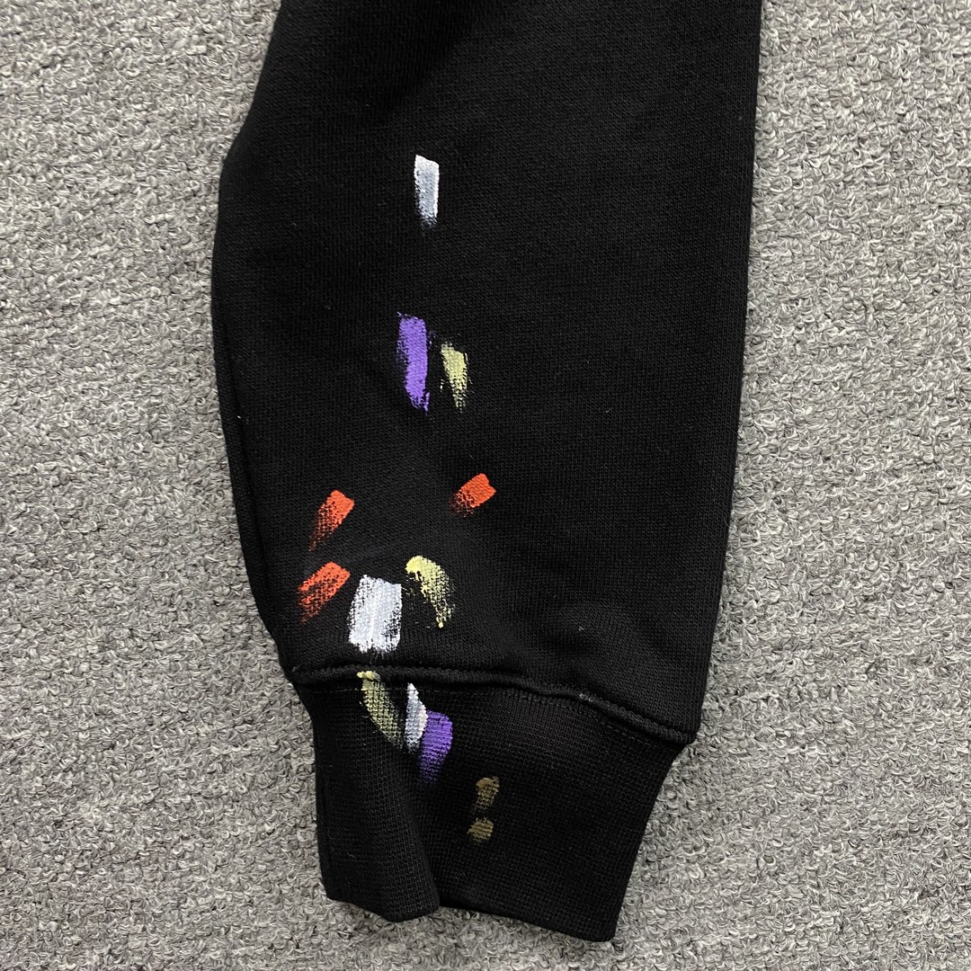 44_220  AMIRI   HOODIE