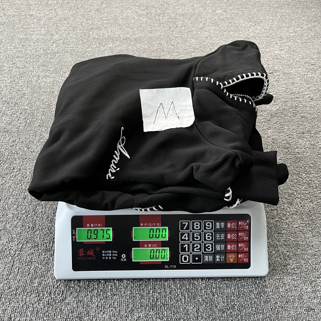 80_210  AMIRI Hoodie