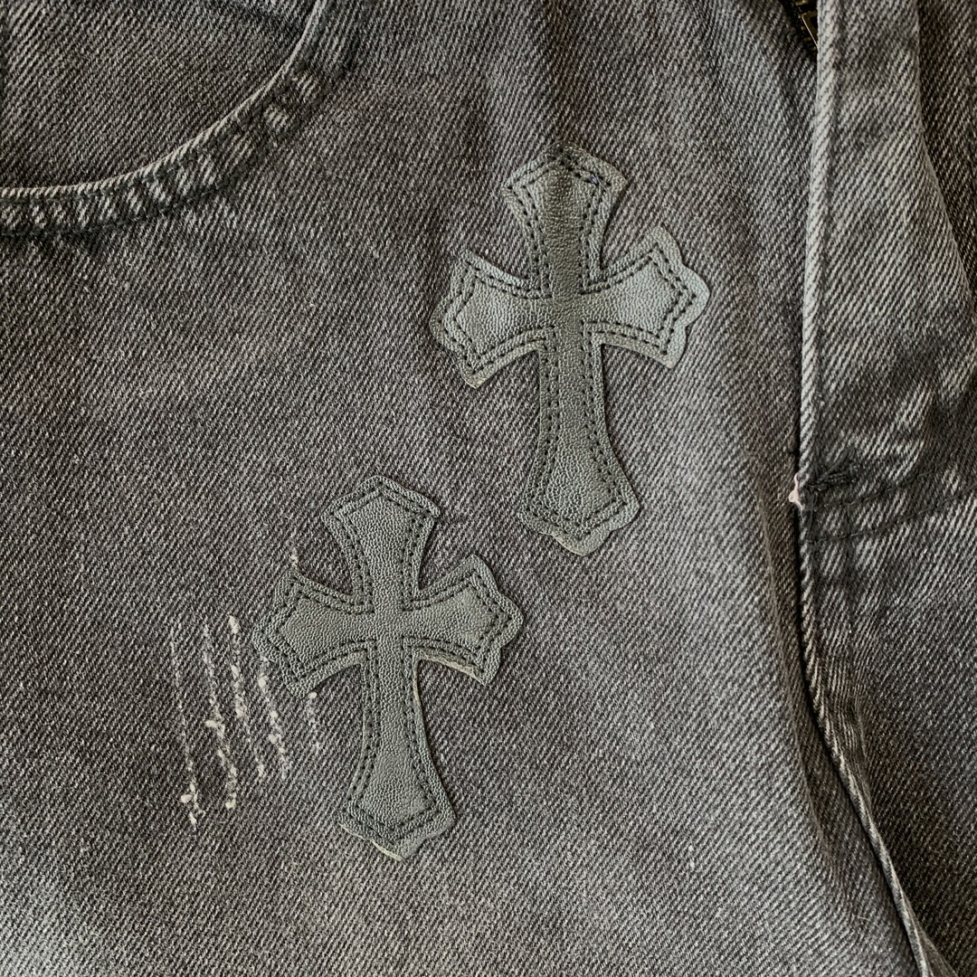 18_208  Chrome Hearts  Pants