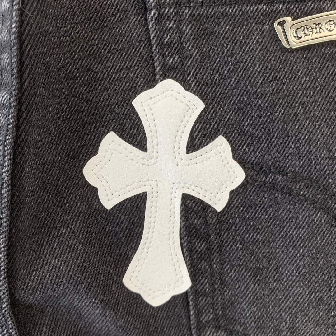 18_208  Chrome Hearts  Pants