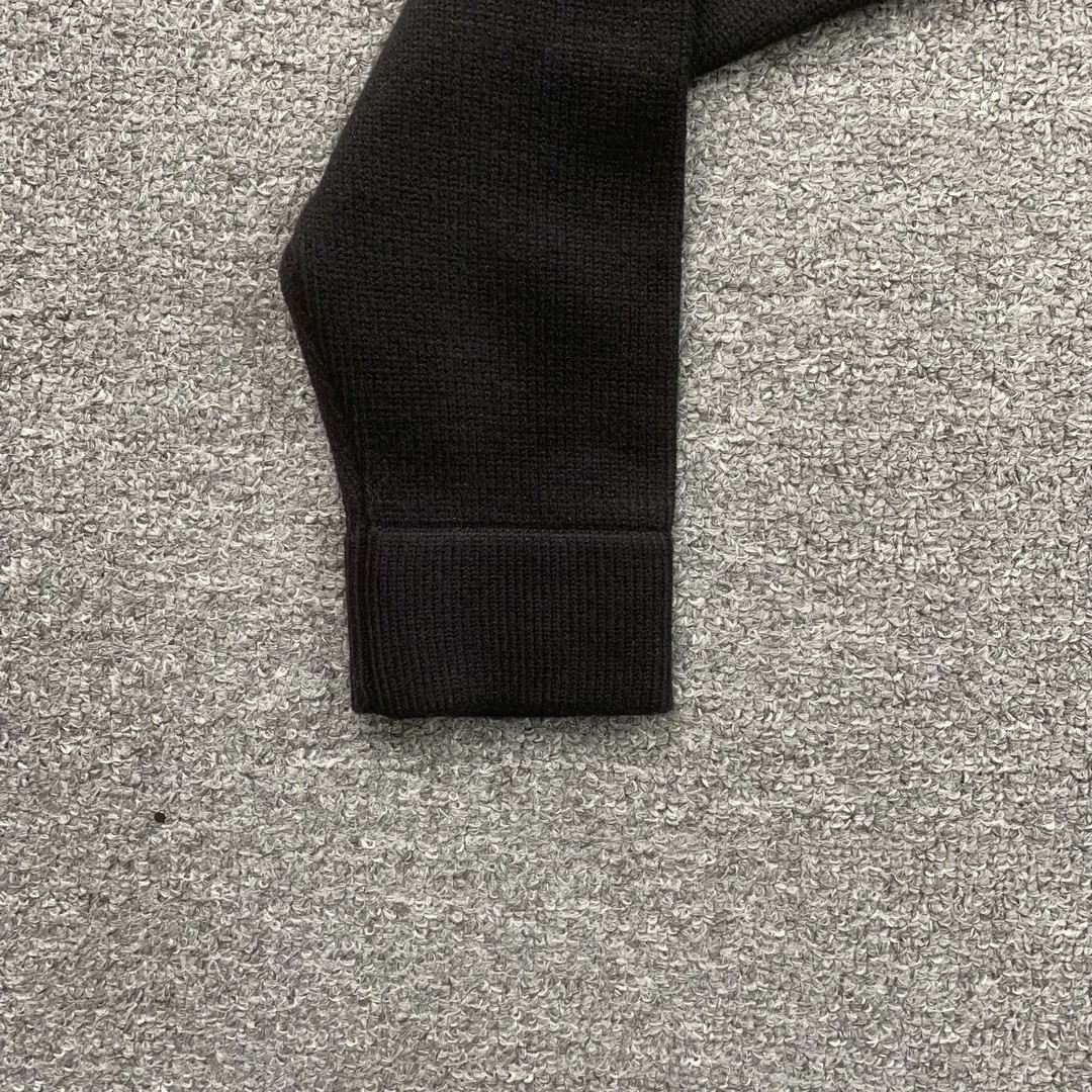 79_195  Chrome Hearts  Sweater