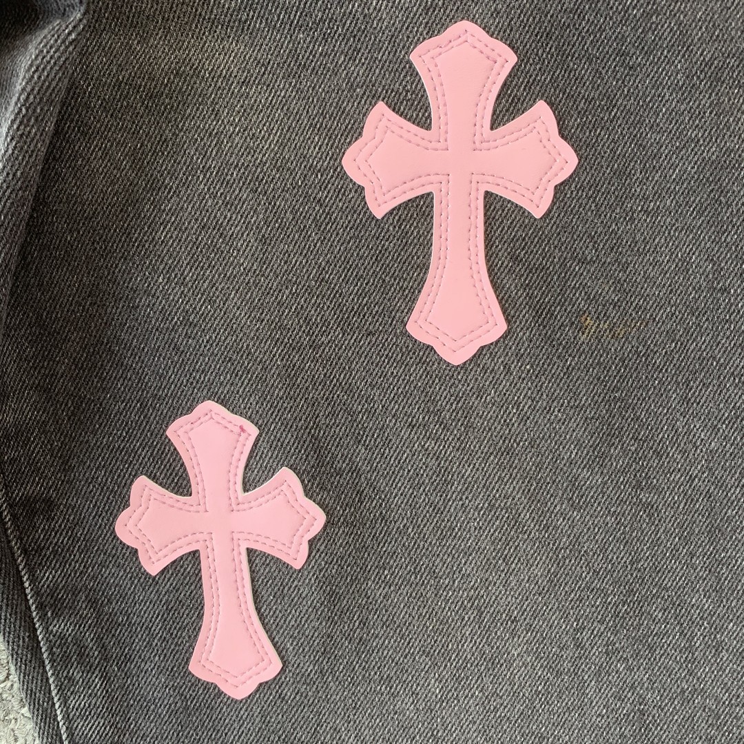 18_208  Chrome Hearts  Pants