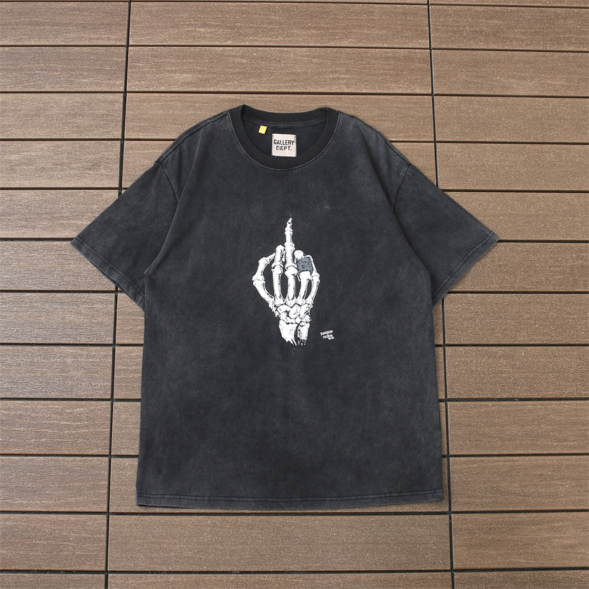 111_88 GALLERY T-shirt