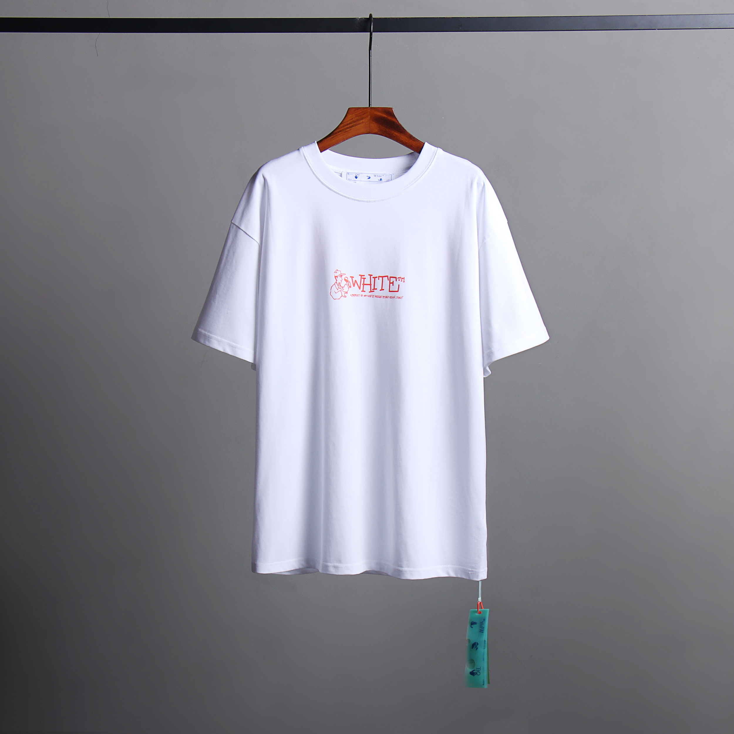 105_2627 Off-White T-shirt