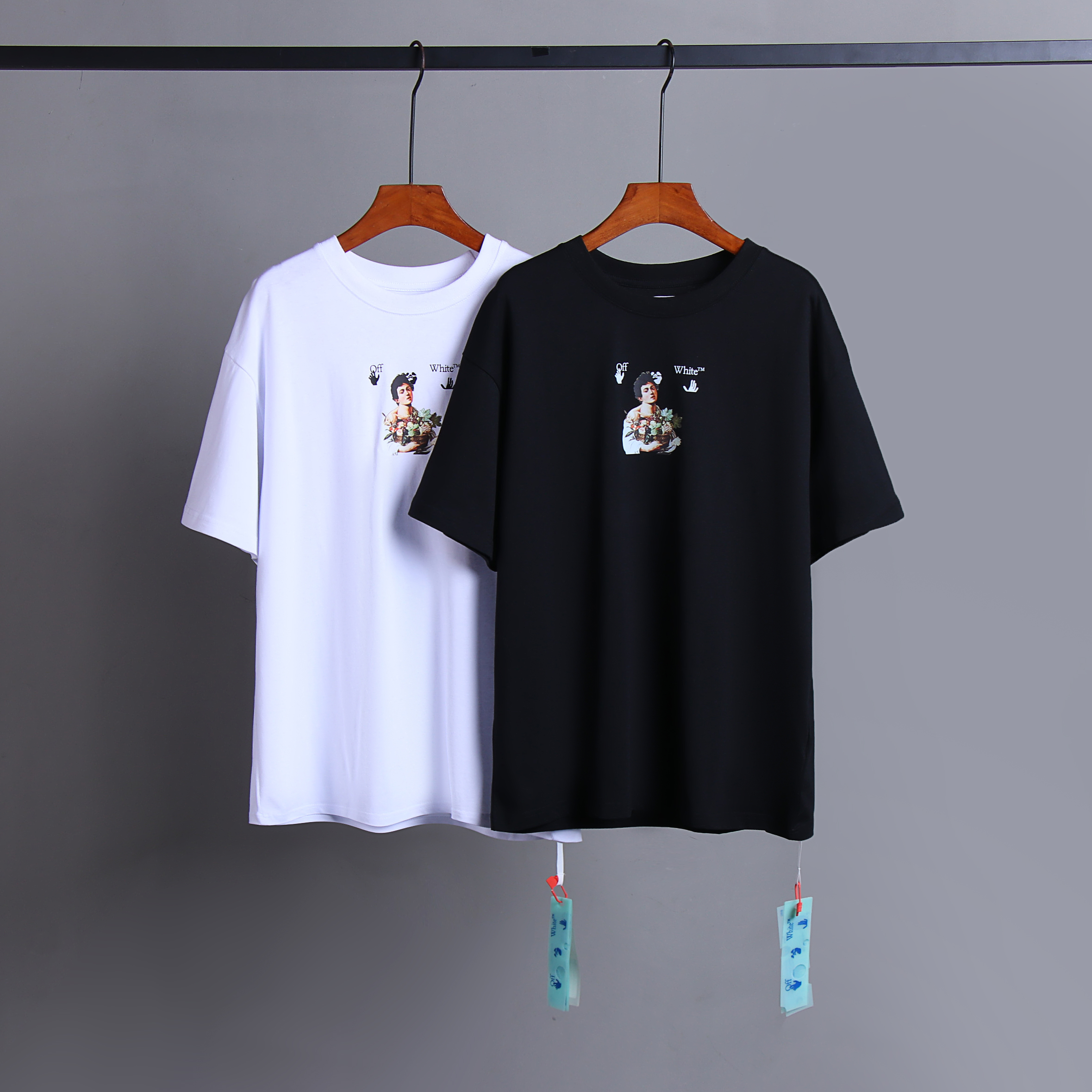 100_2020 Off-White T-shirt