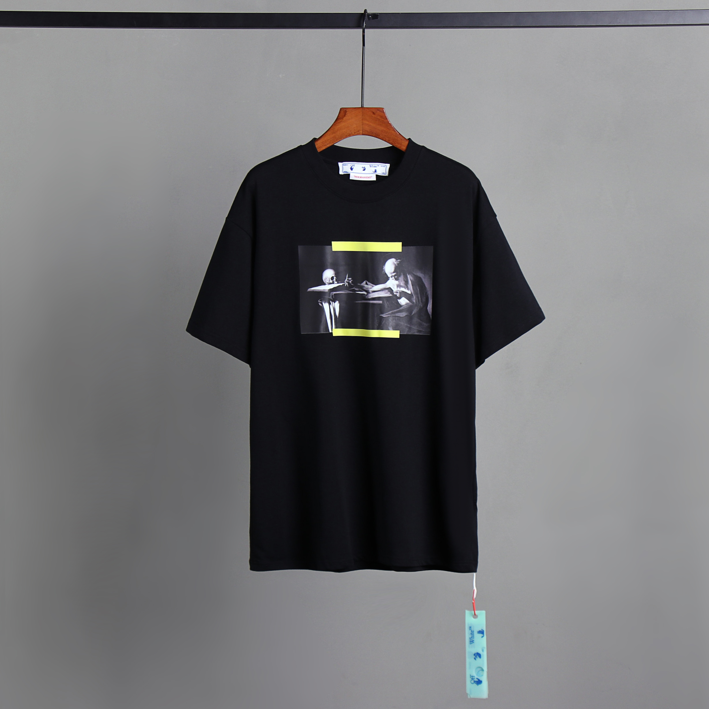 103_2055 Off-White T-shirt