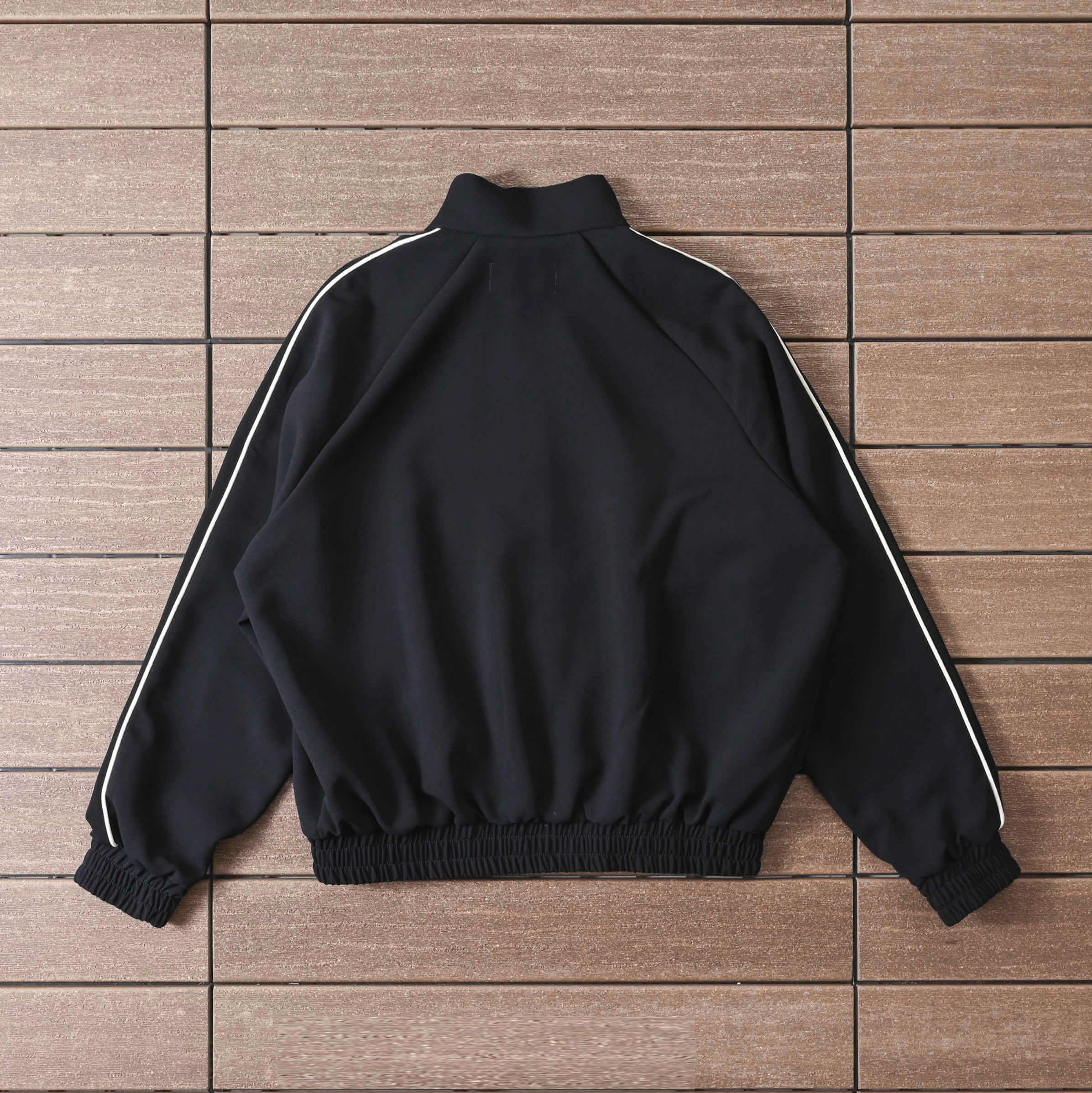 16_188 REPRESEN Jacket