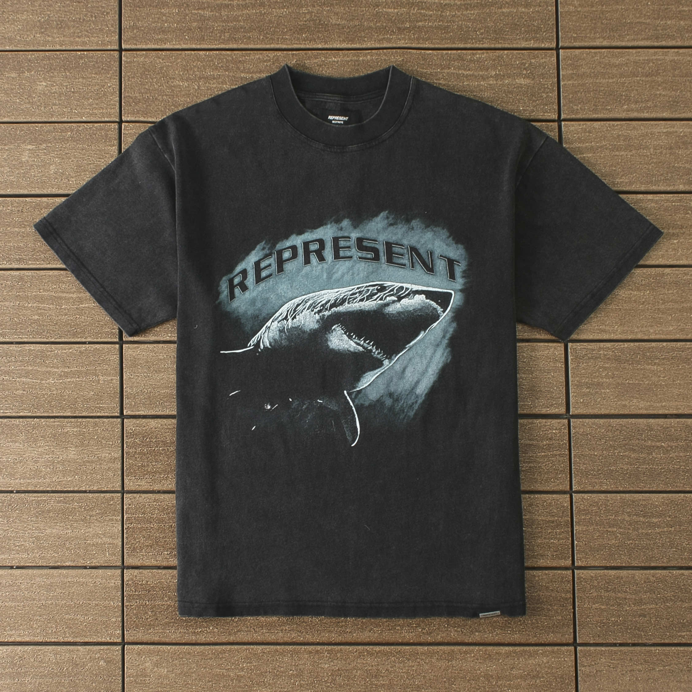63_108 REPRESENT T-shirt