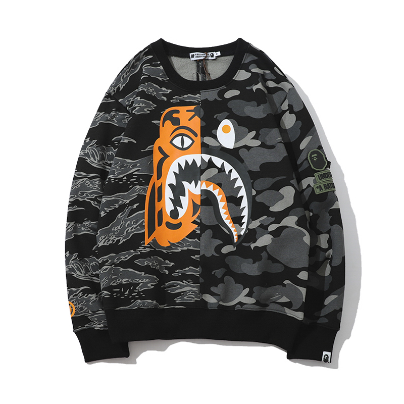 15_75  Bape Crewneck