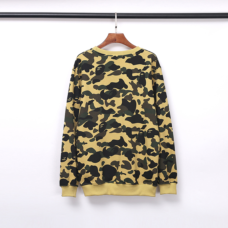 16_68  Bape Crewneck