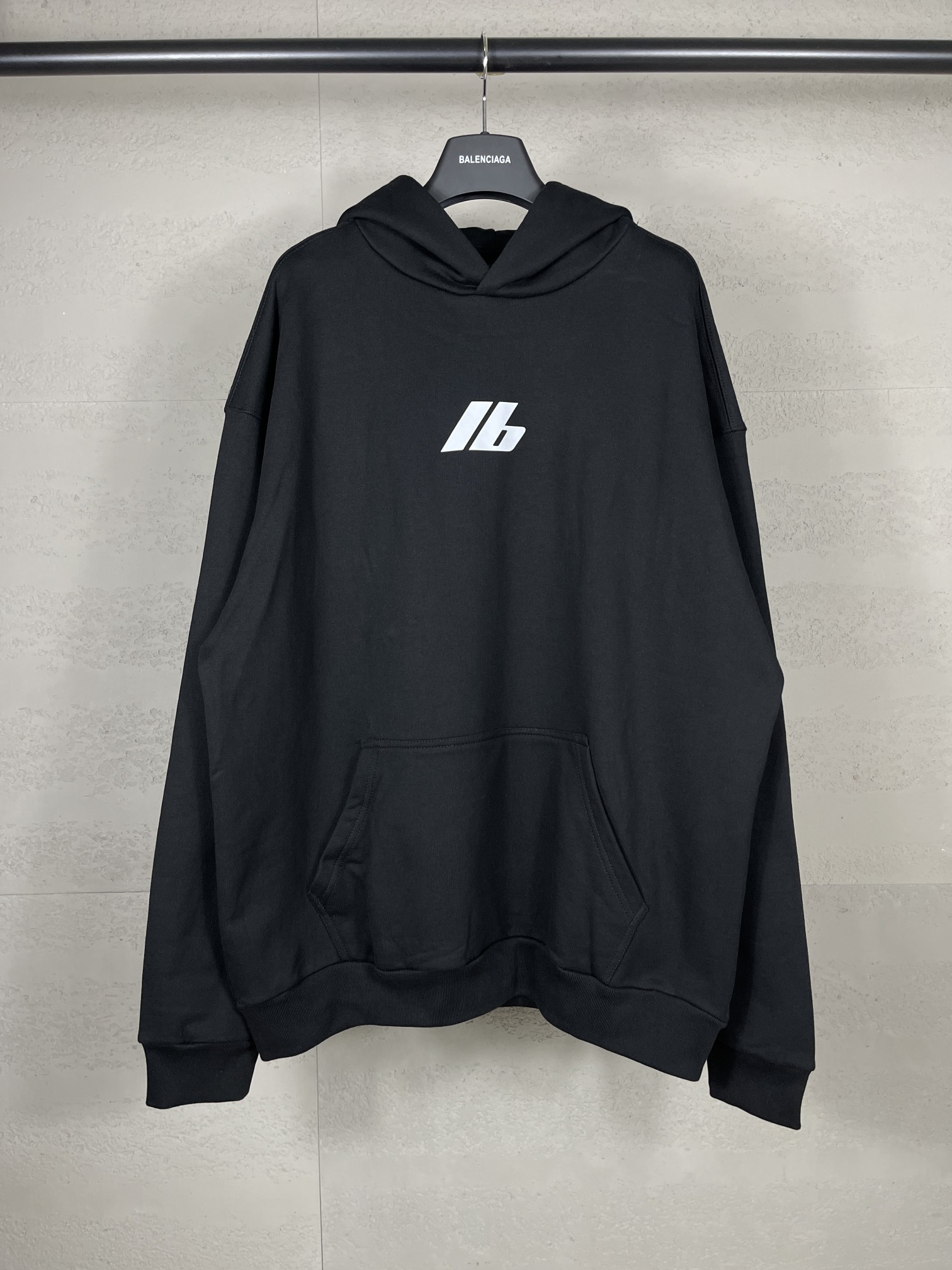 17_Balenciaga Hoodie