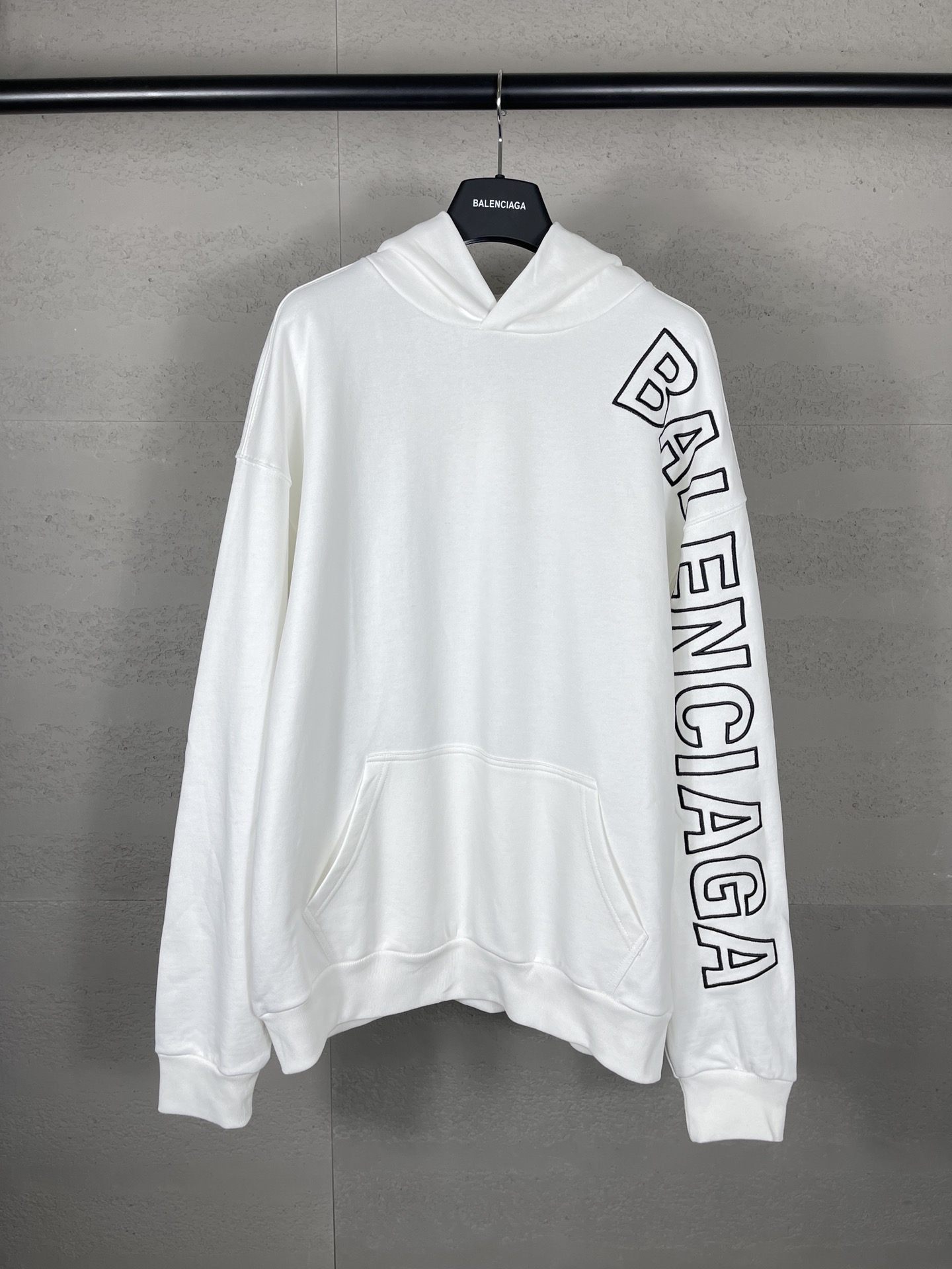 39_Balenciaga Hoodie