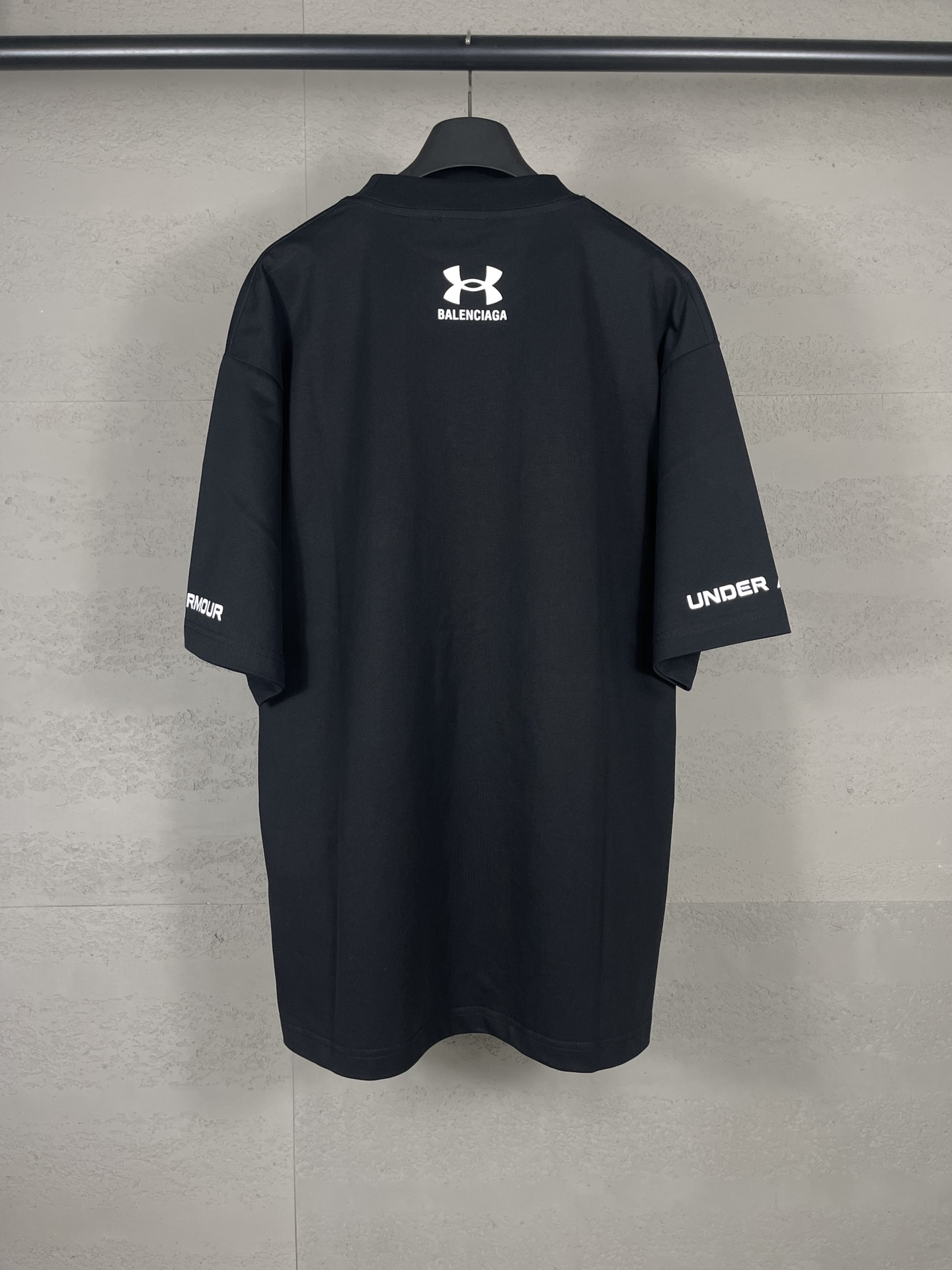 25_Balenciaga T-shirt