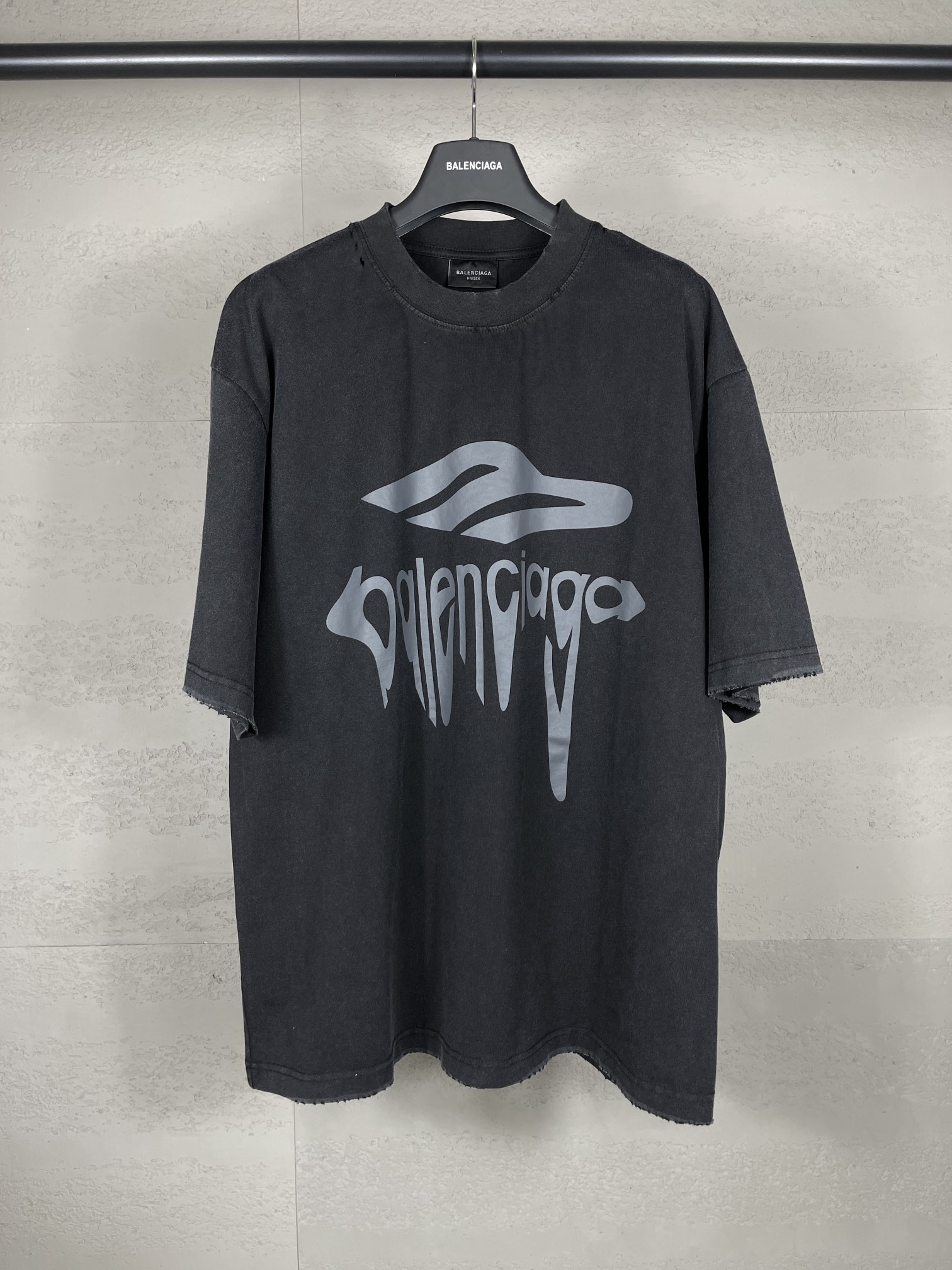 19_Balenciaga T-shirt