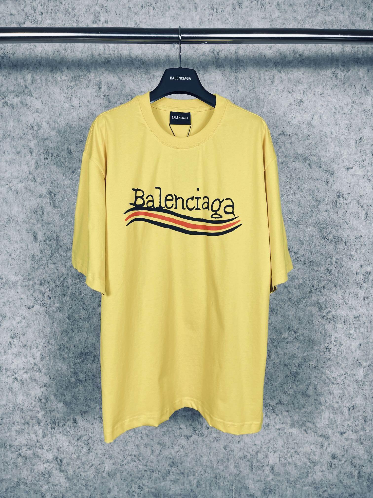 4_Balenciaga T-shirt