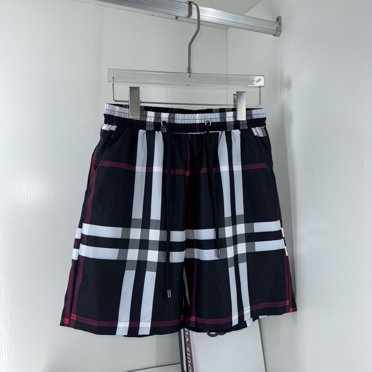 14_Burberry Shorts