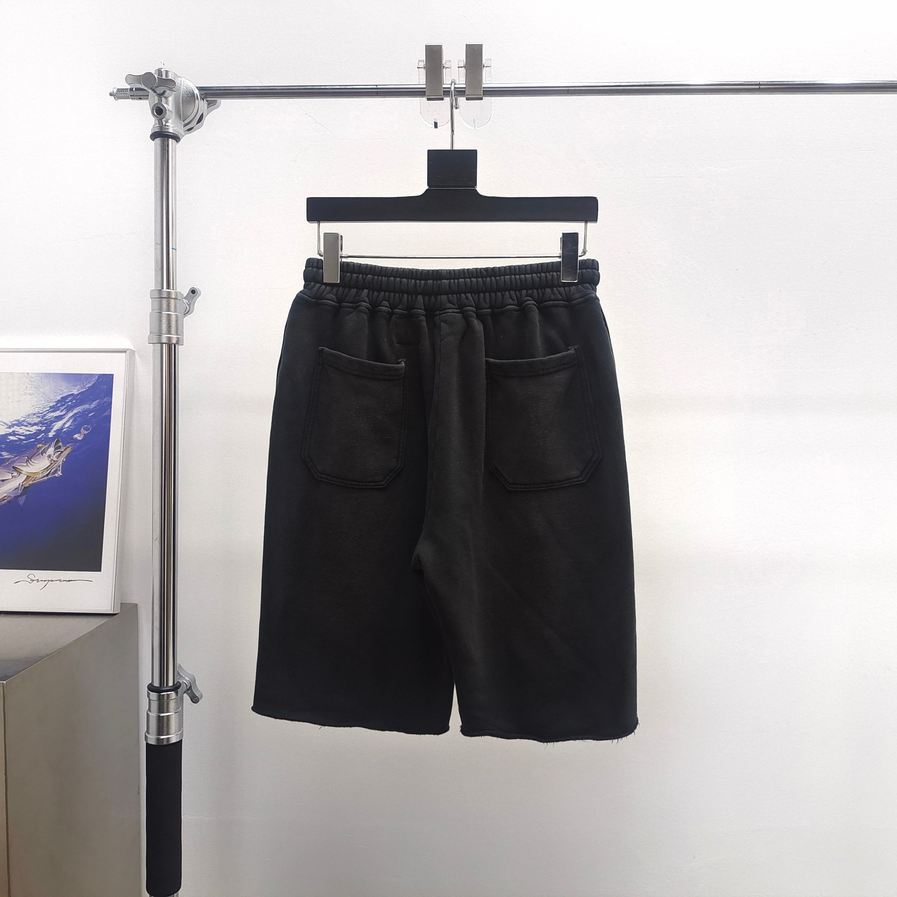 27_[1:1 NFC tag quality] Hellstar Shorts