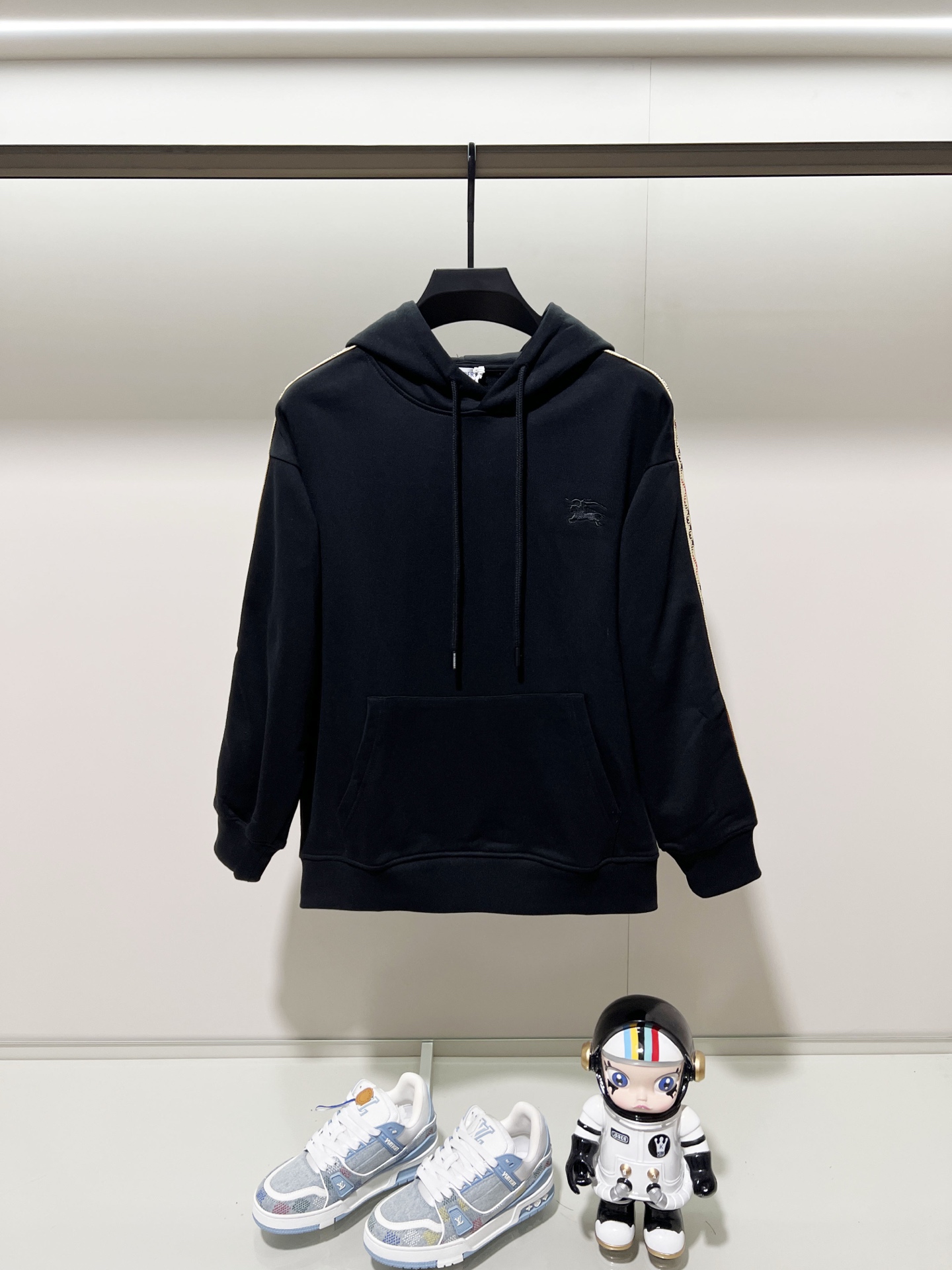 90_Burberry Hoodie