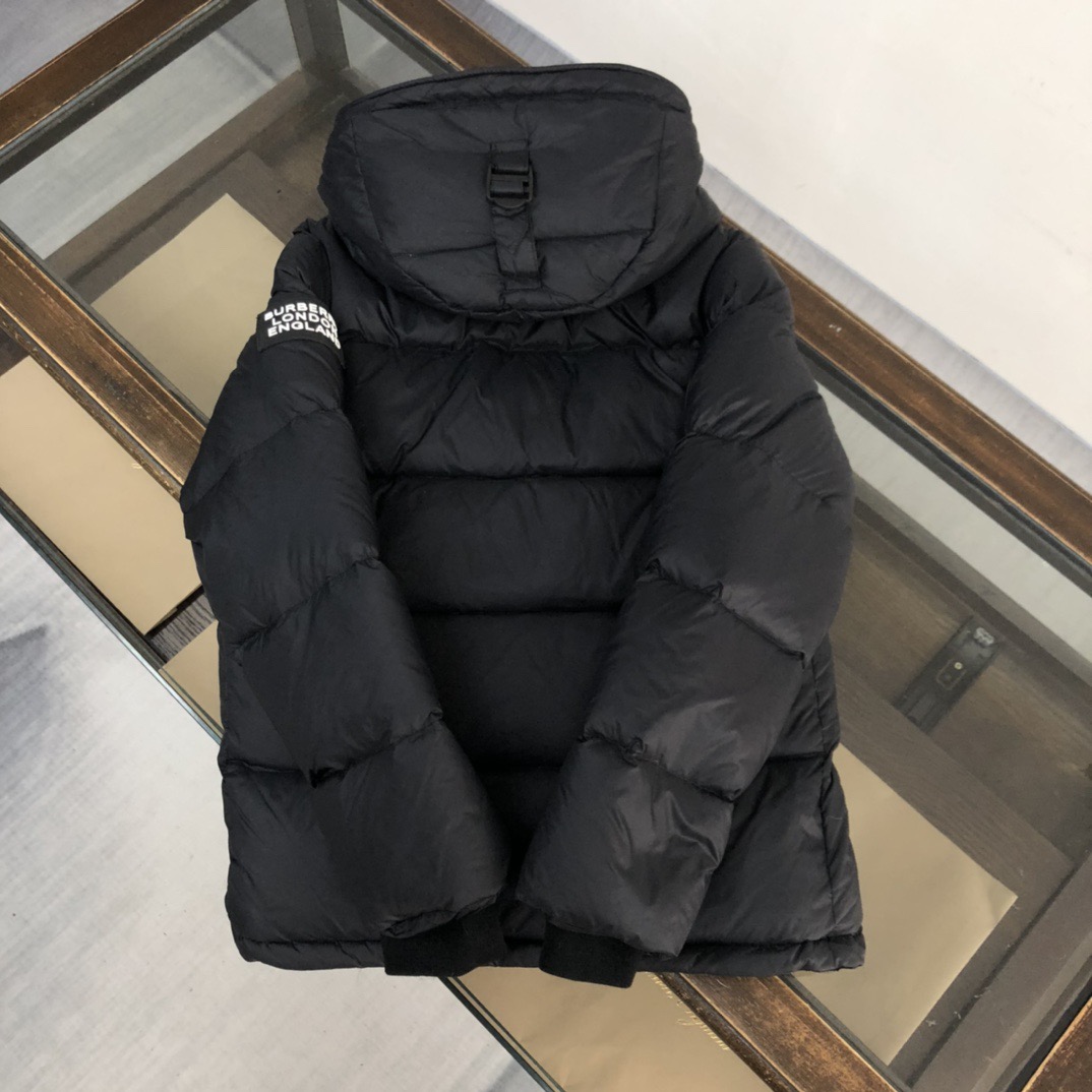 12_Burberry Down Jacket