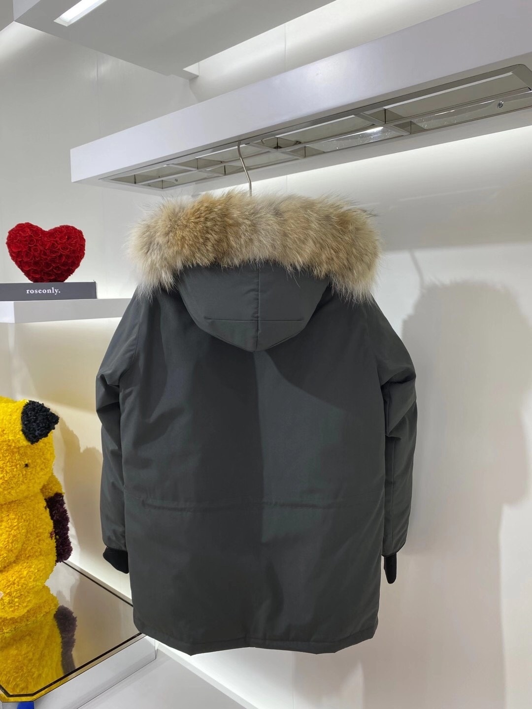 89_Canada Goose Down Jacket