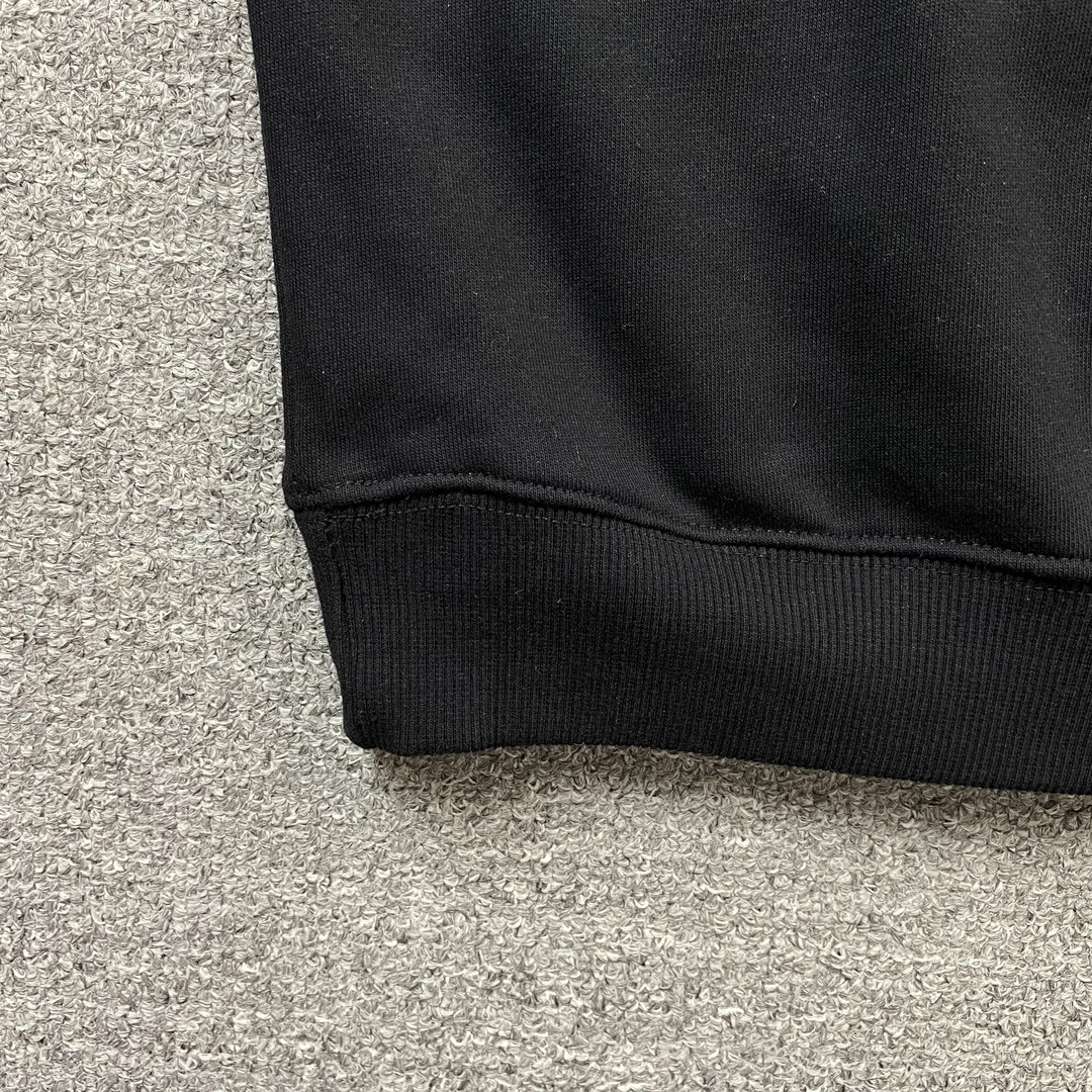 40_160  AMIRI Hoodie