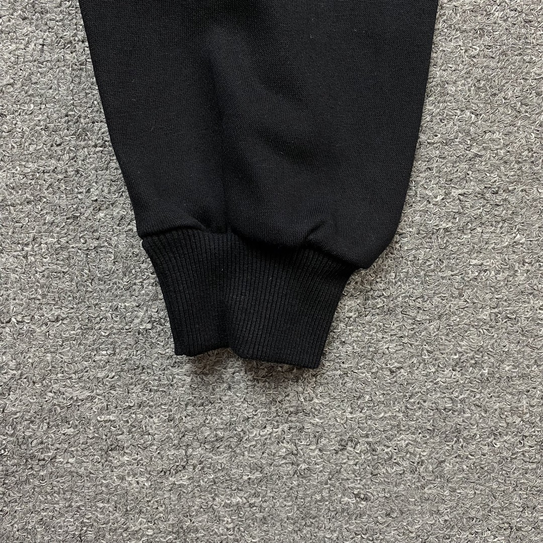 41_160  AMIRI Hoodie