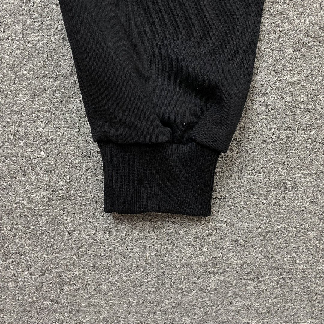 45_160  AMIRI Hoodie