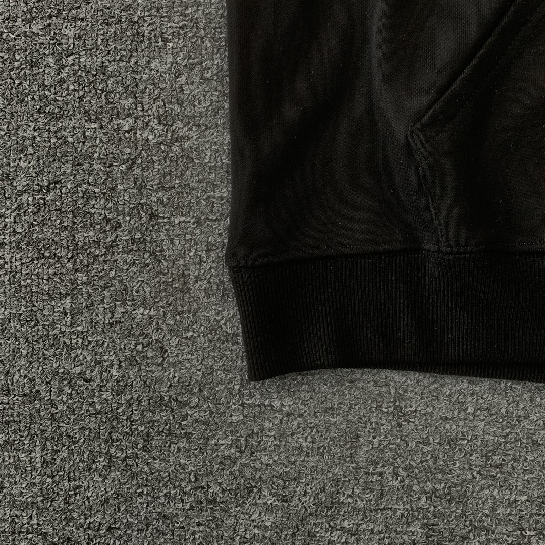 103_ 145   AMIRI   Hoodie