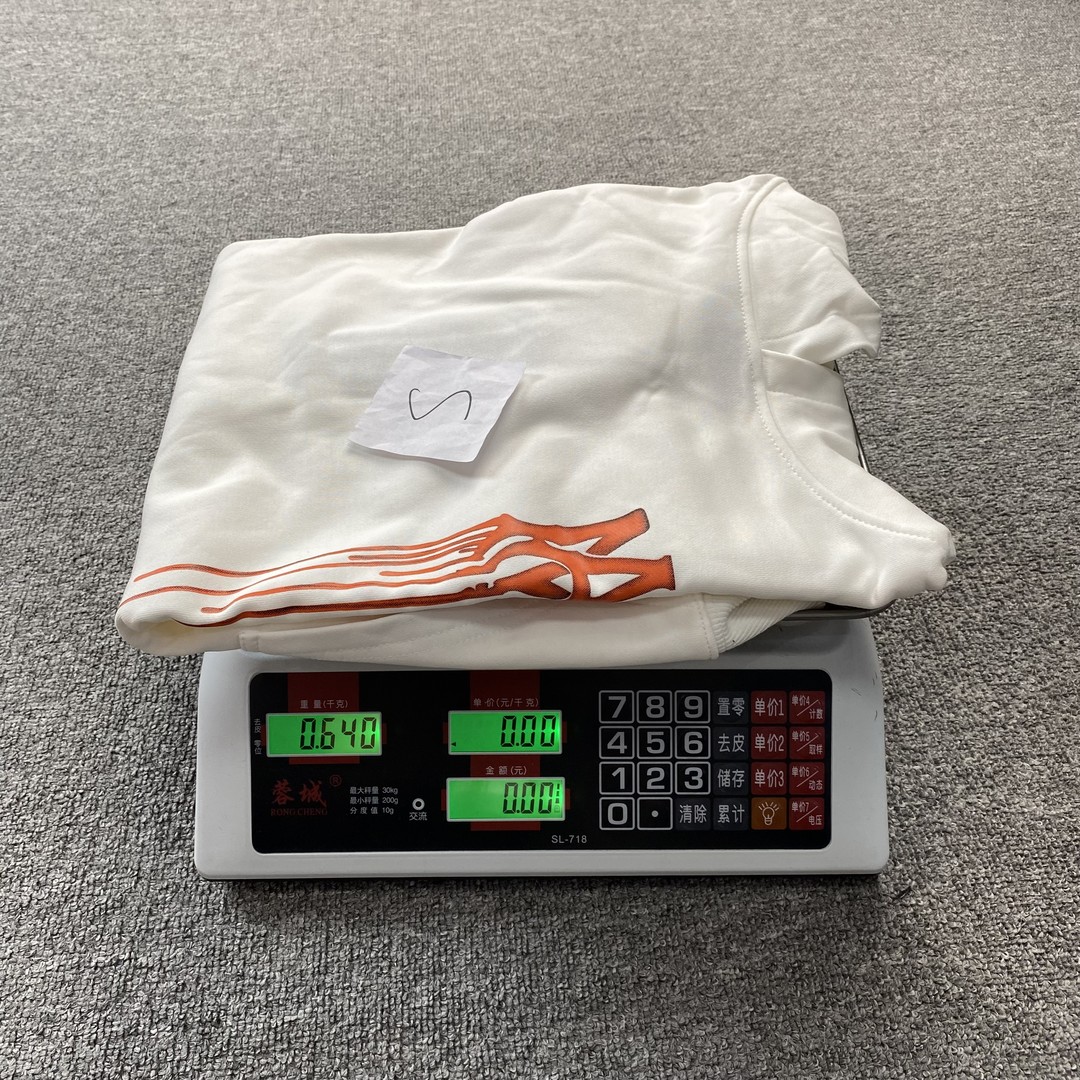 45_160  AMIRI Hoodie