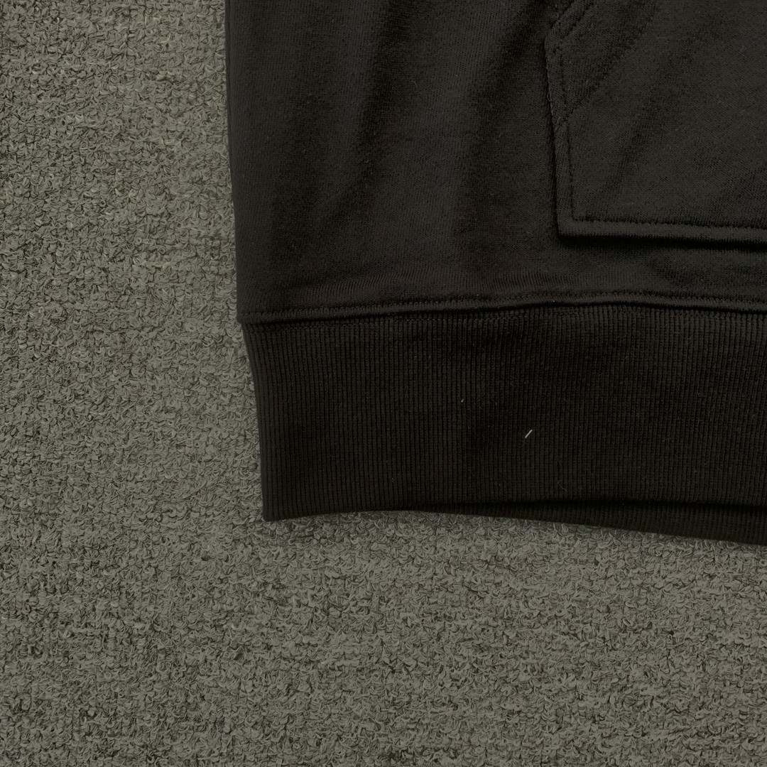 23_245 AMIRI  Hoodie