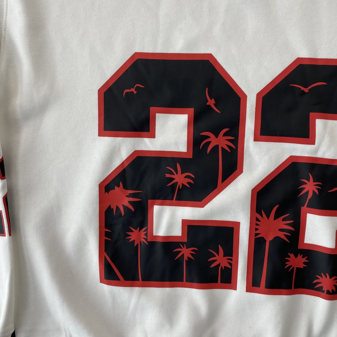 52_135 AMIRI   Crewneck