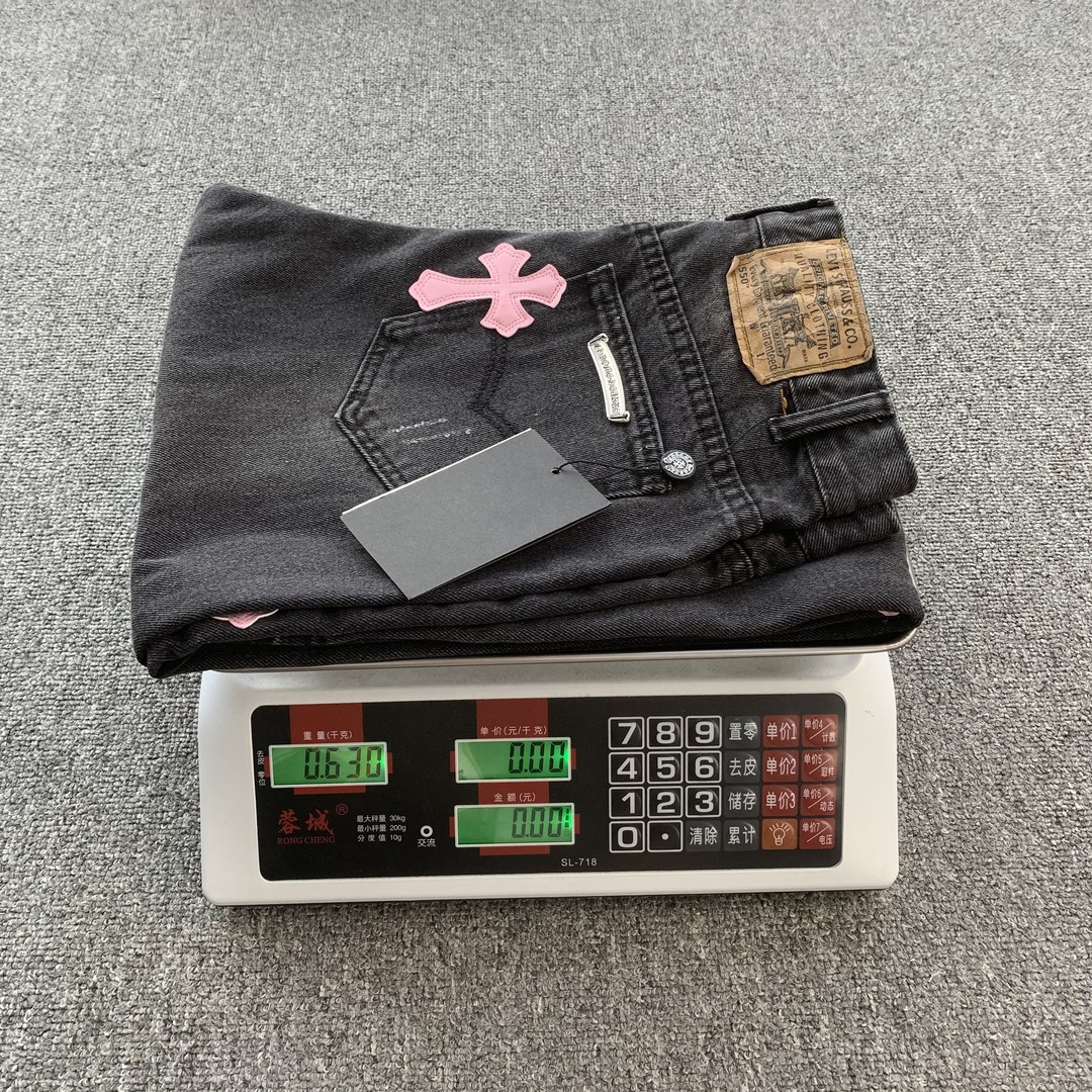 18_208  Chrome Hearts  Pants