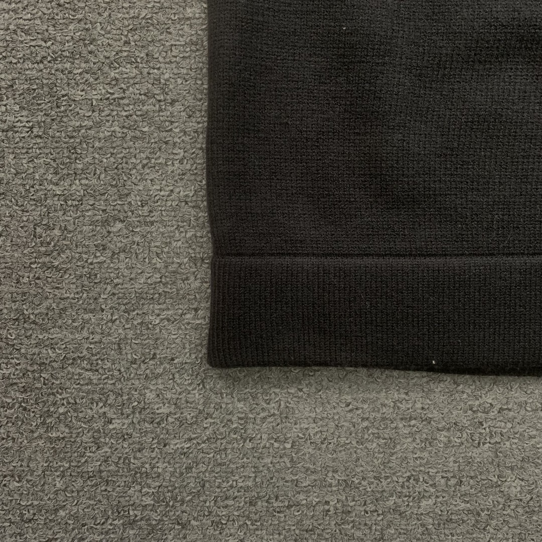 79_195  Chrome Hearts  Sweater