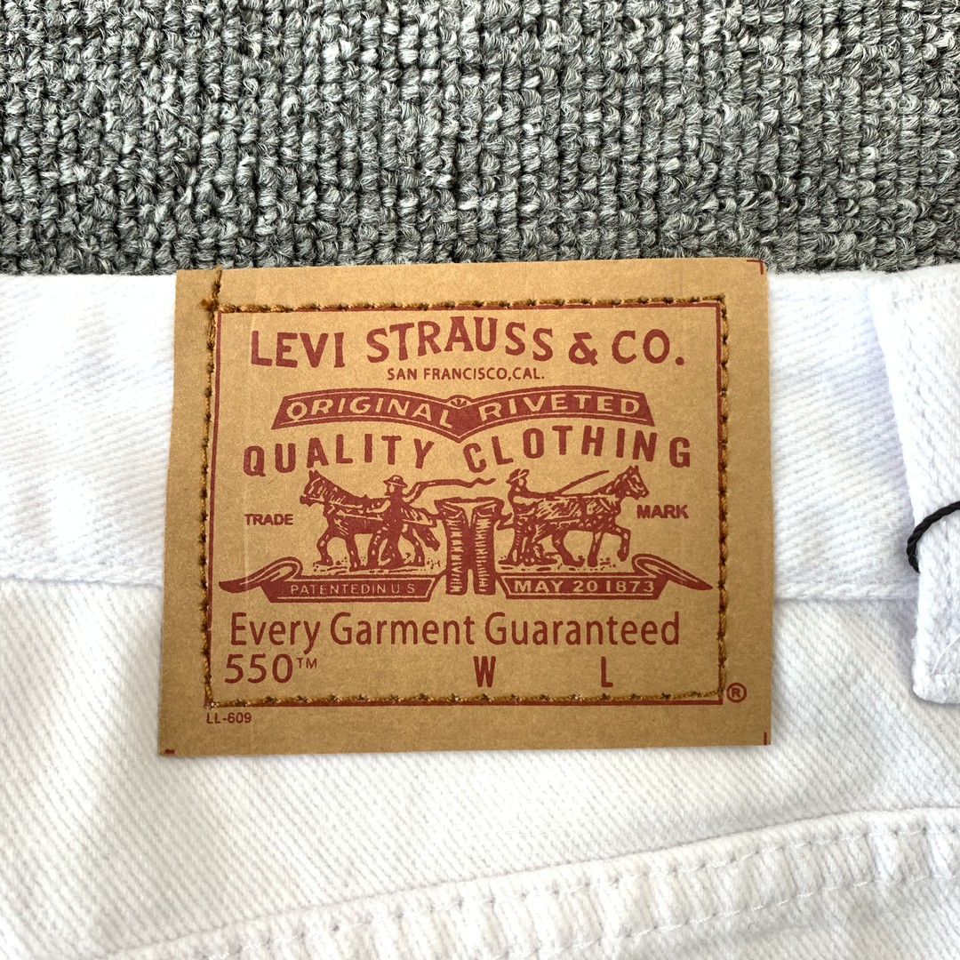 17_168  Chrome Hearts  Pants