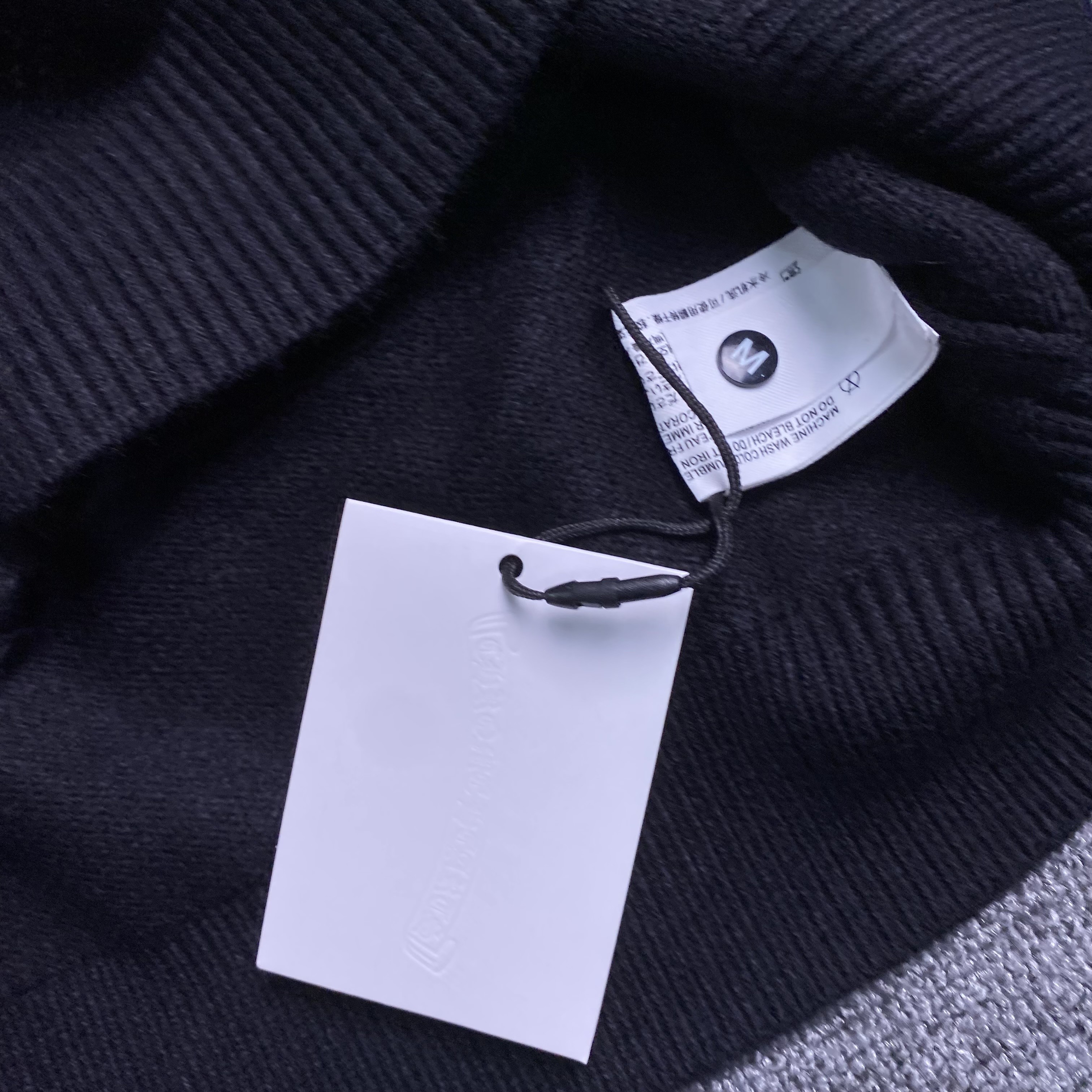 84_165 Chrome Hearts  Sweater