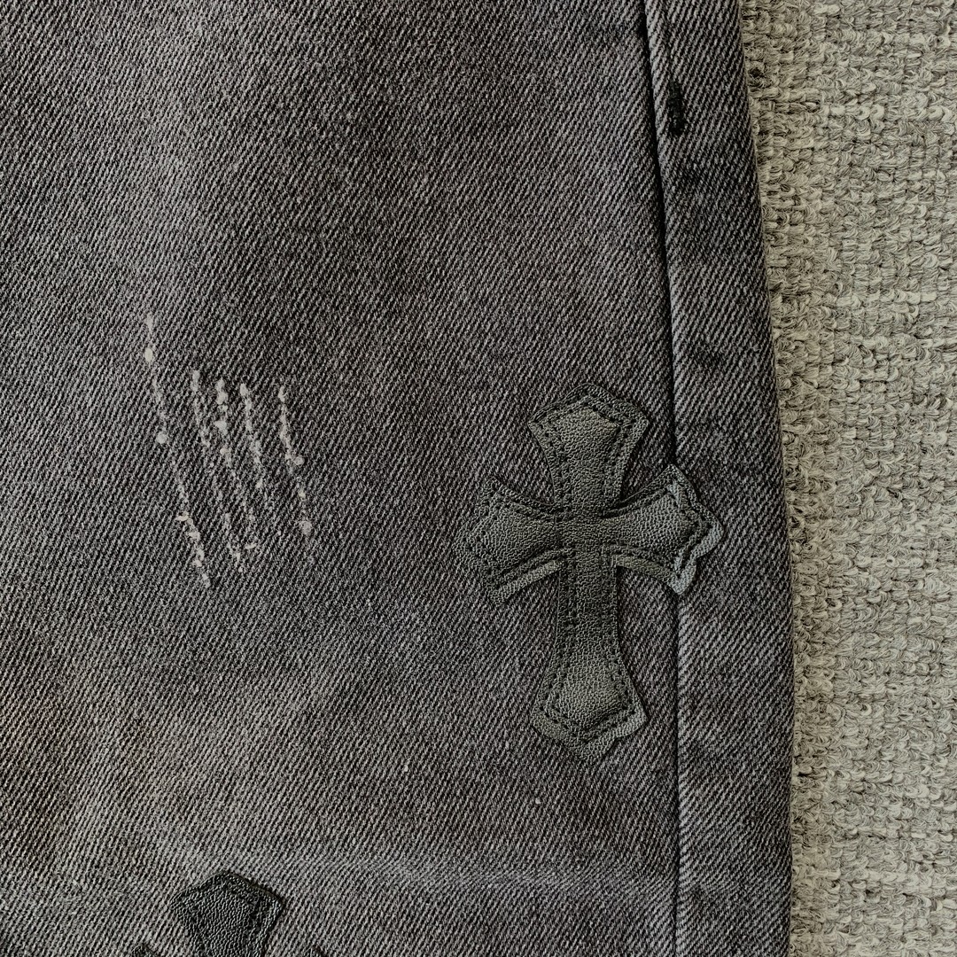 18_208  Chrome Hearts  Pants