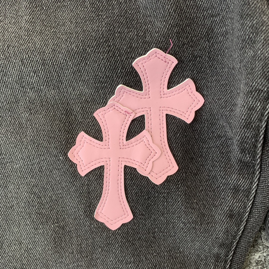 18_208  Chrome Hearts  Pants