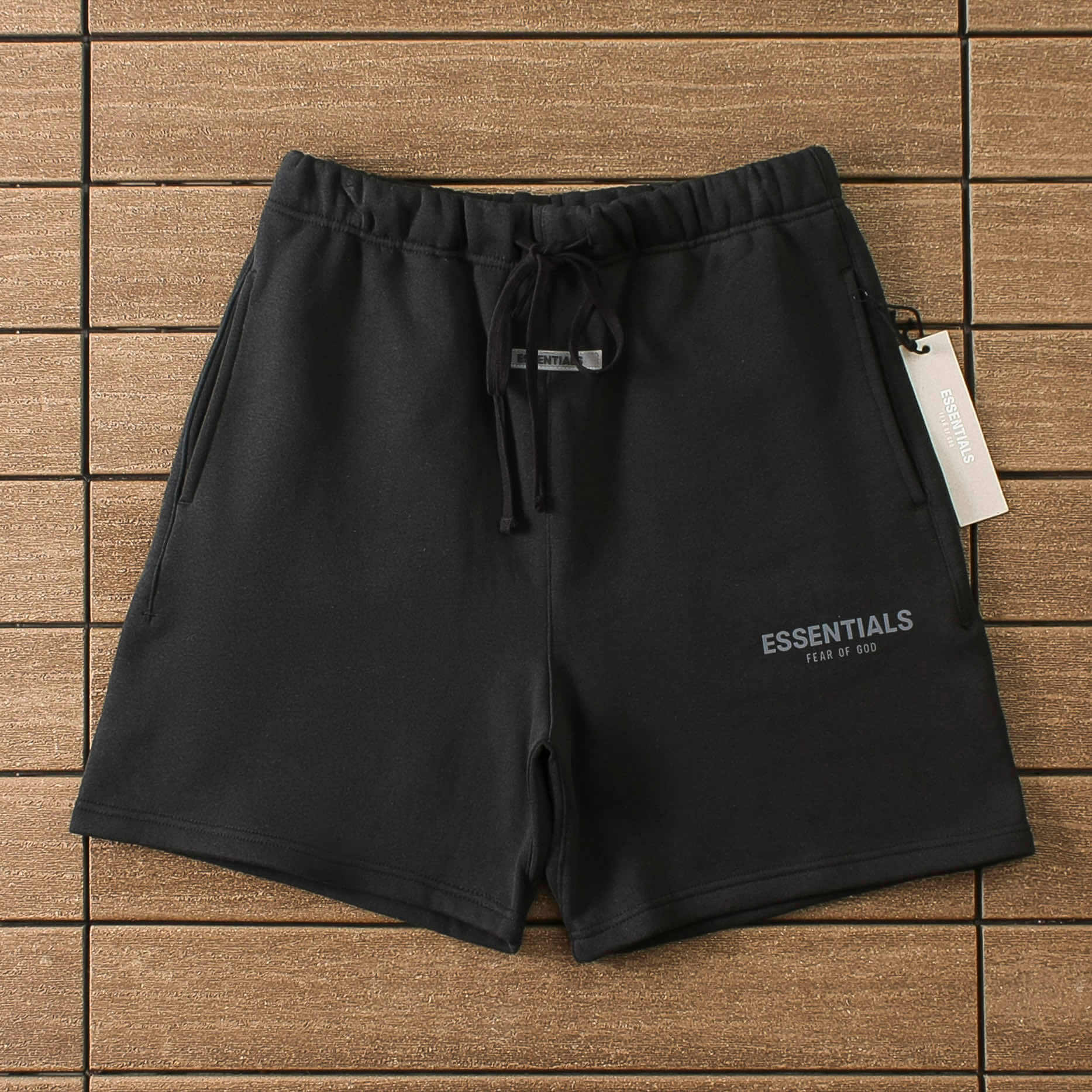 84_138 FEAR OF GOD SHORTS