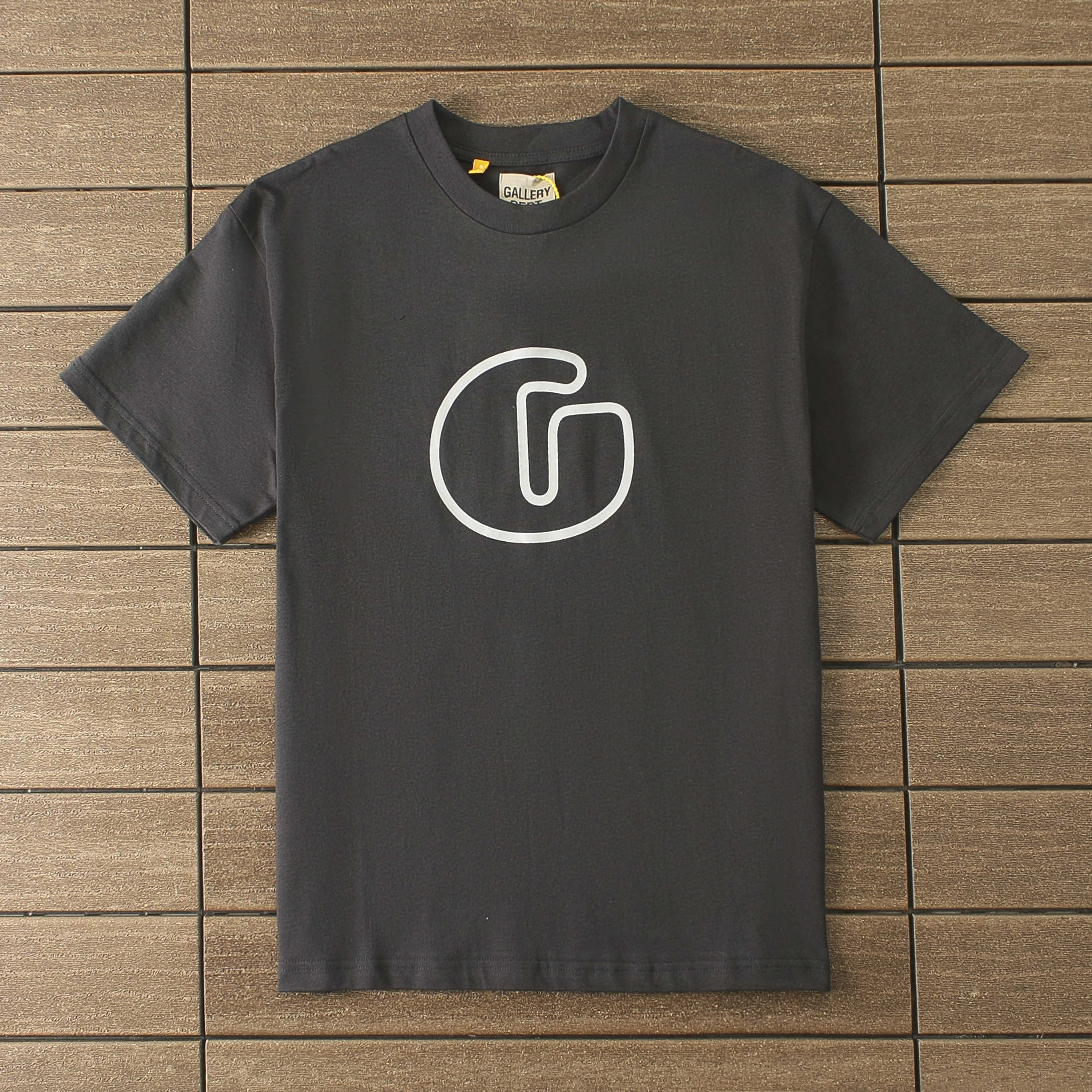 85_118 GALLERY DEPT T-shirt