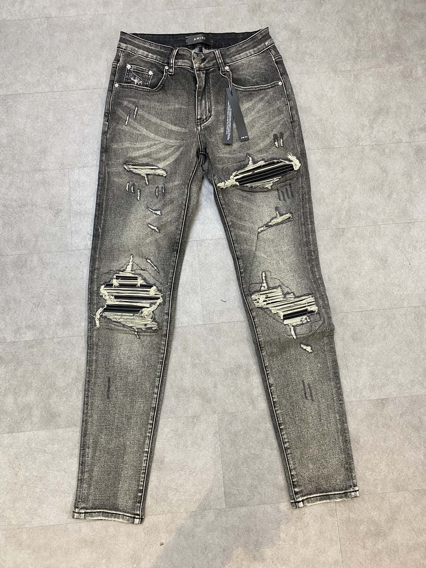 19_Amiri Jeans