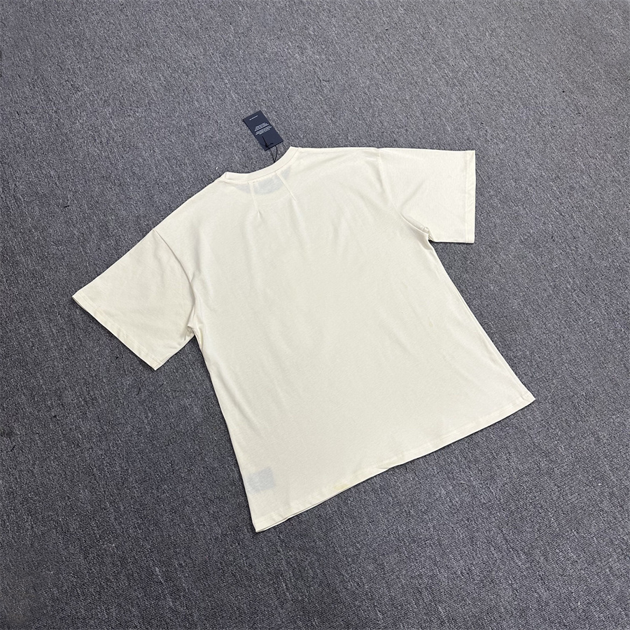 39_Broken Planet T-shirt