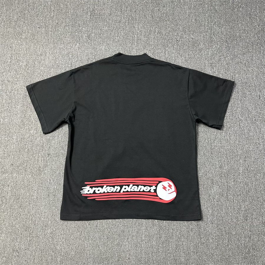 31_Broken Planet T-shirt