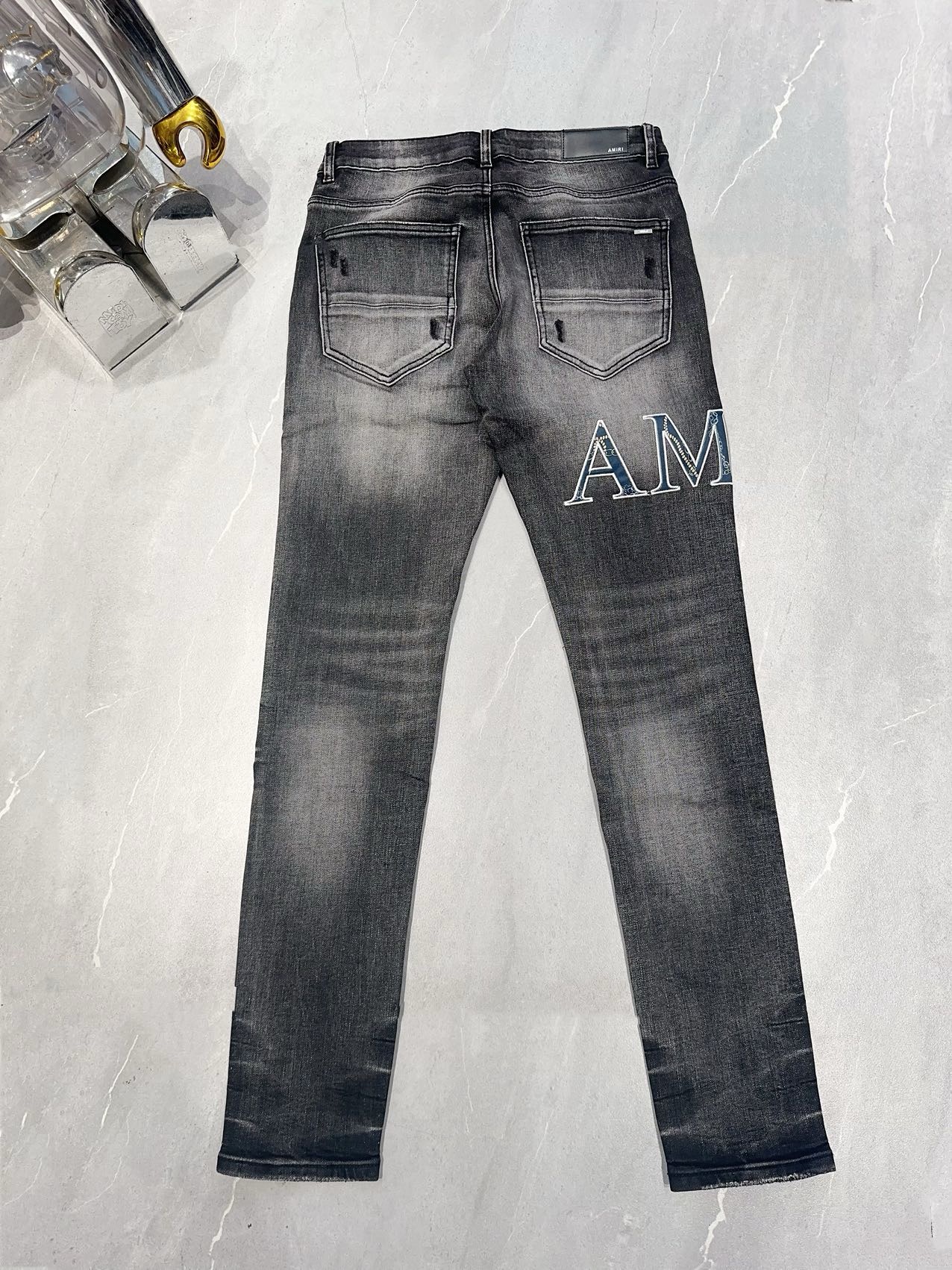 120_Amiri Jeans