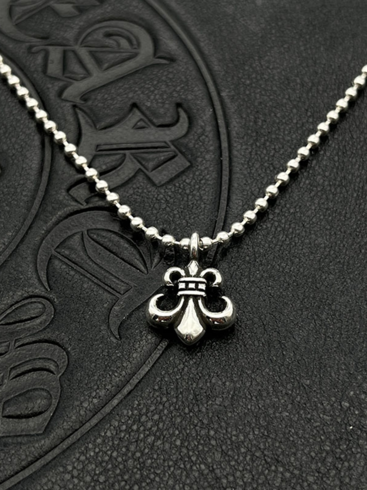 55_Chrome Heart Necklace