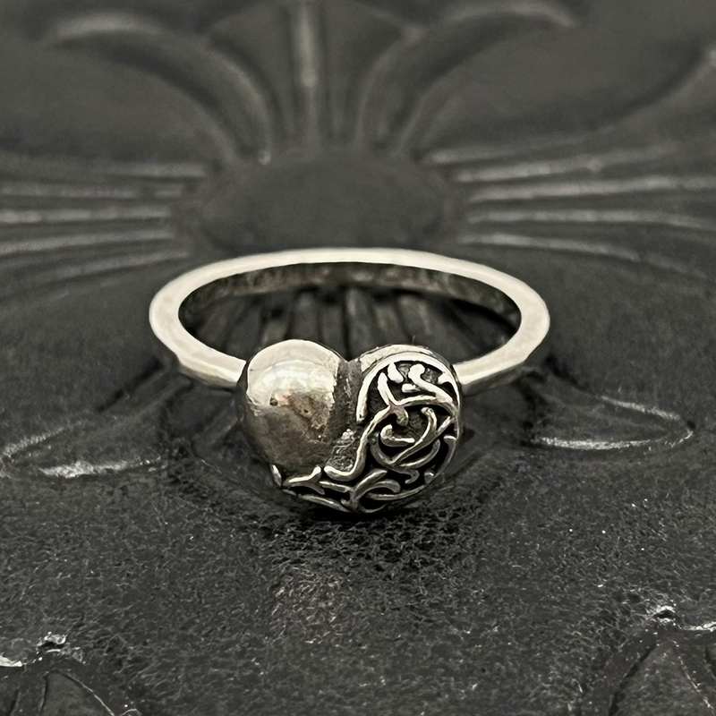85_Chrome Heart Ring