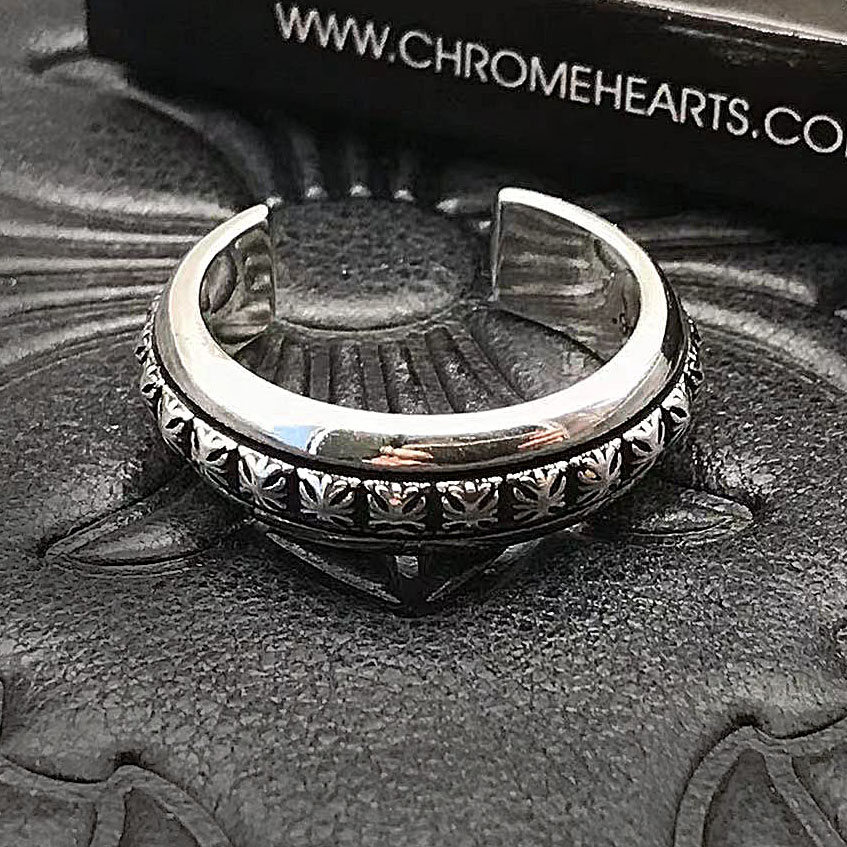 71_Chrome Heart Ring