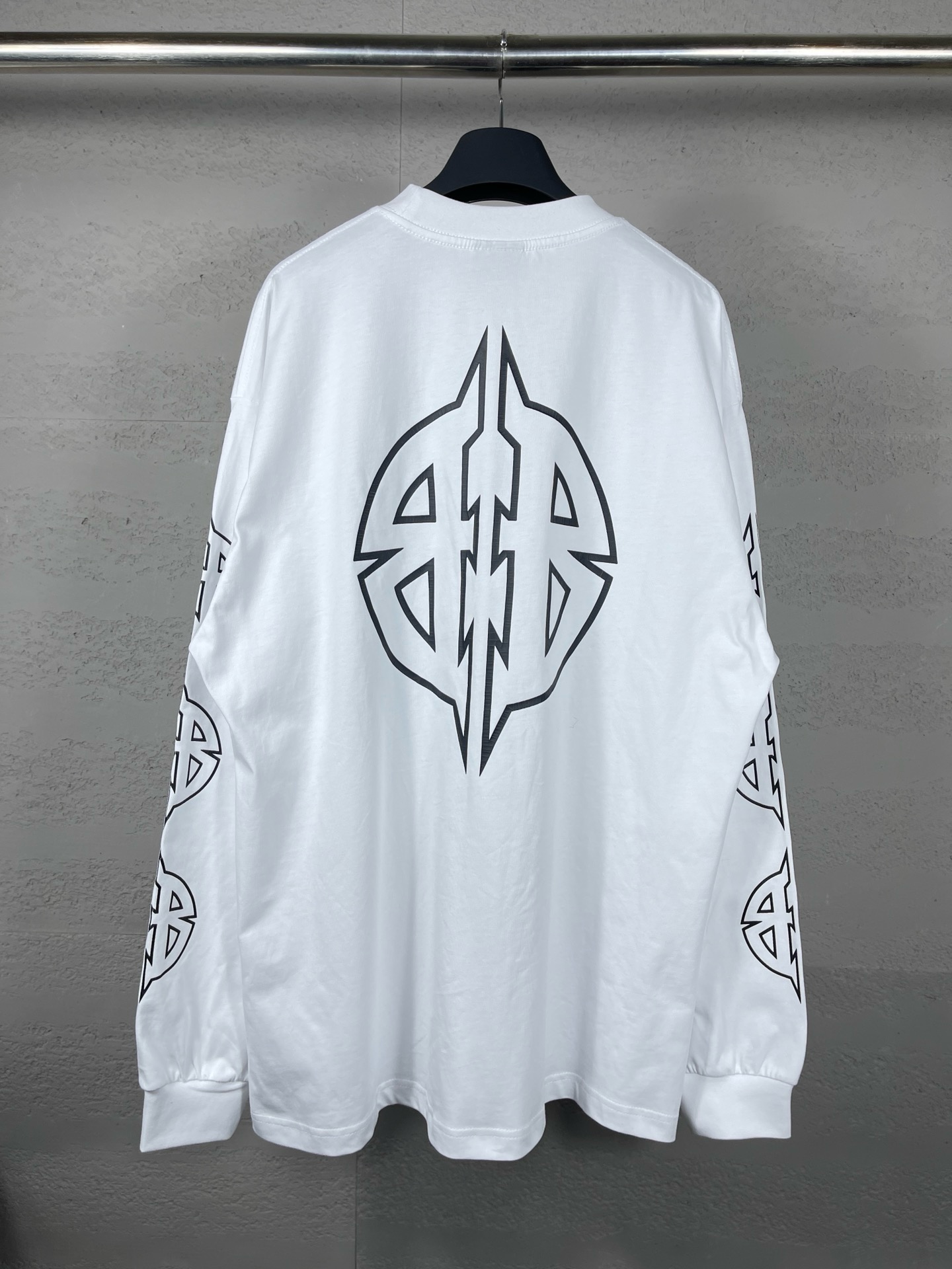 76_Balenciaga Long sleeves